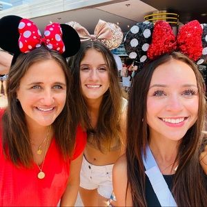 Meet your Posher, Bella